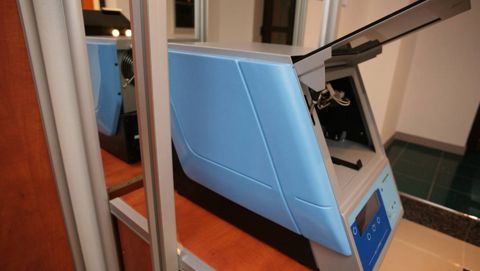 Detail des Fotopolymerationsofens des Eclipse-Systems