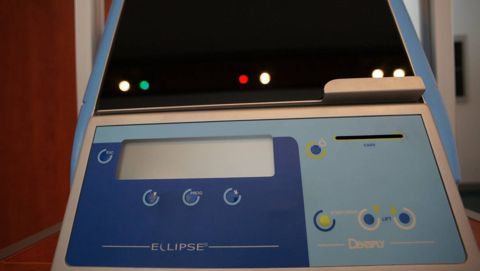 Detail des Fotopolymerationsofens des Eclipse-Systems